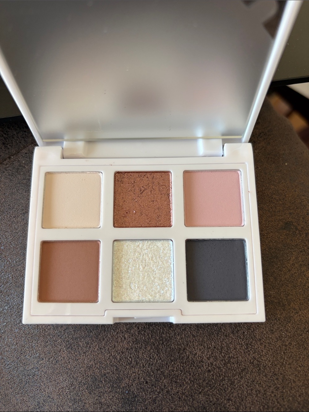 Lithe Astral 6-Color Eyeshadow Palette - Picture 7 of 8